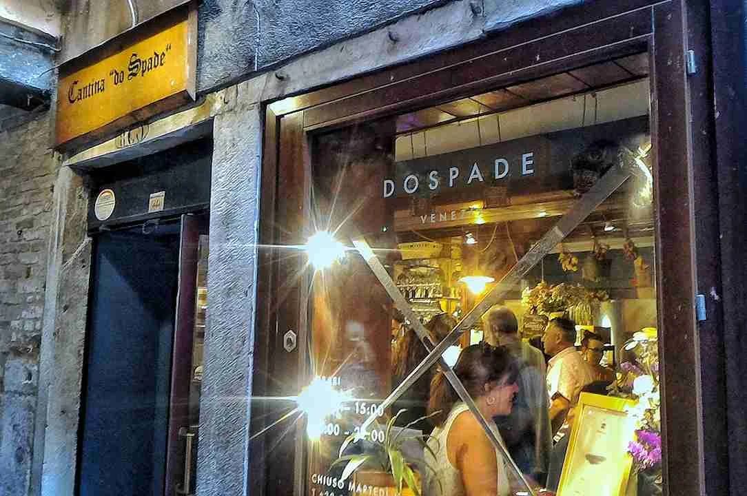Cantina Do Spade vicino al Mercato di Rialto a Venezia