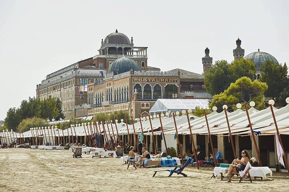 Spiaggia del Lido di Venezia affacciata sul mare Adriatico
